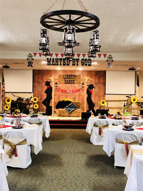 Get creative with a Western <b>party</b> <b>theme</b> complete with cowboy hats, a rodeo-inspired menu of burgers with a variety of delicious toppings, and a cake covered with bandana pattern-style fondant. . Vaquero theme party